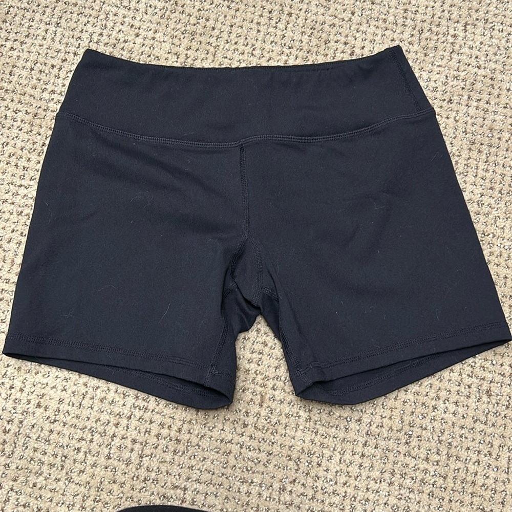 Savage barbell shorts